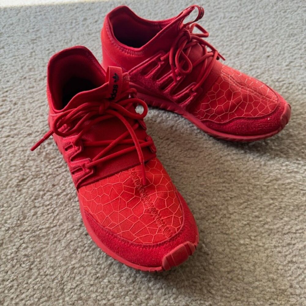 Adidas Originals Boys Tubular Radial in Red #S81920